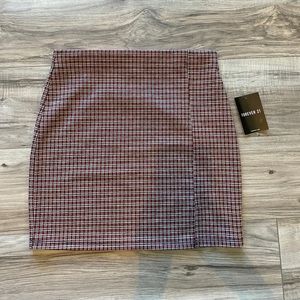 Slit Plaid Skirt